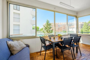 Croisette Beach Apartment 2 Bedroom and Terrace